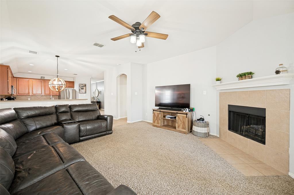 1421 Danielle Creek Drive Property Photo 4