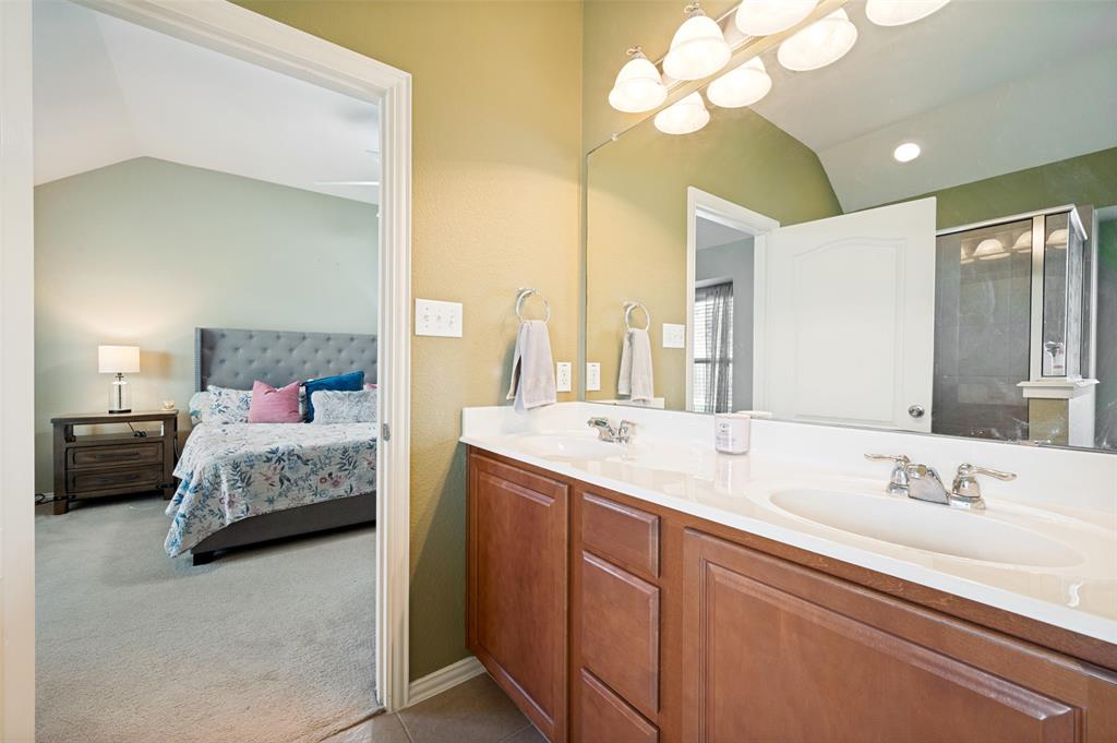 1421 Danielle Creek Drive Property Photo 12