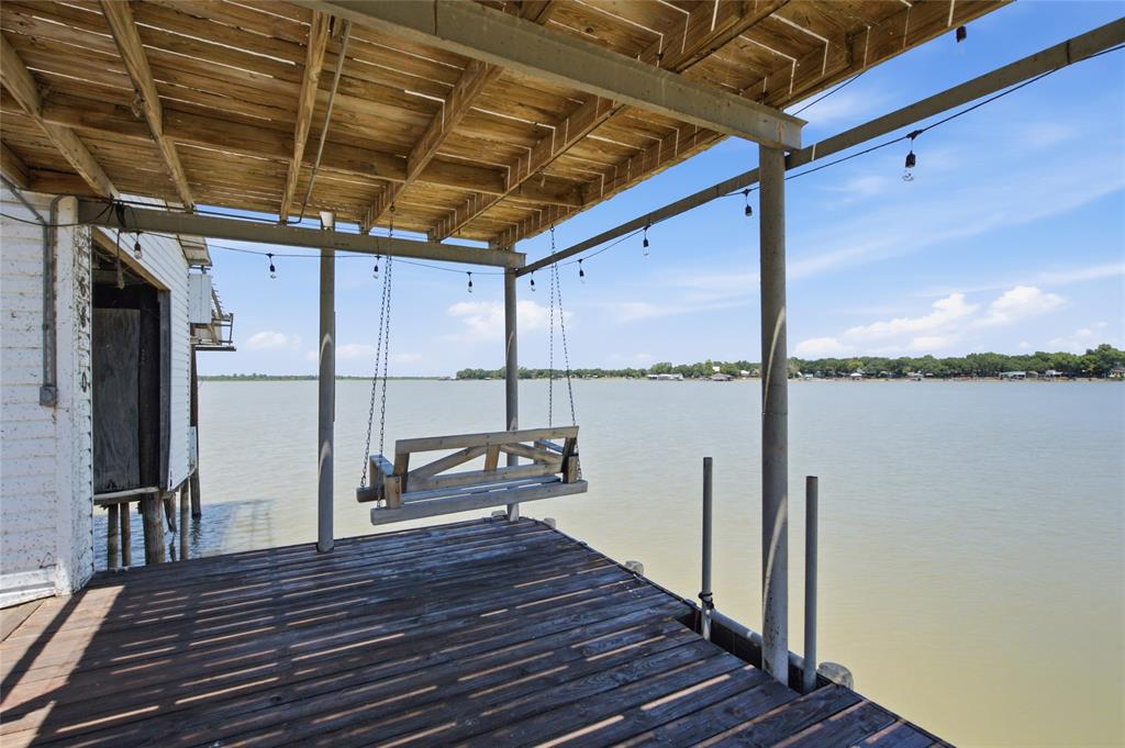 6820 Briar Road Property Photo 3