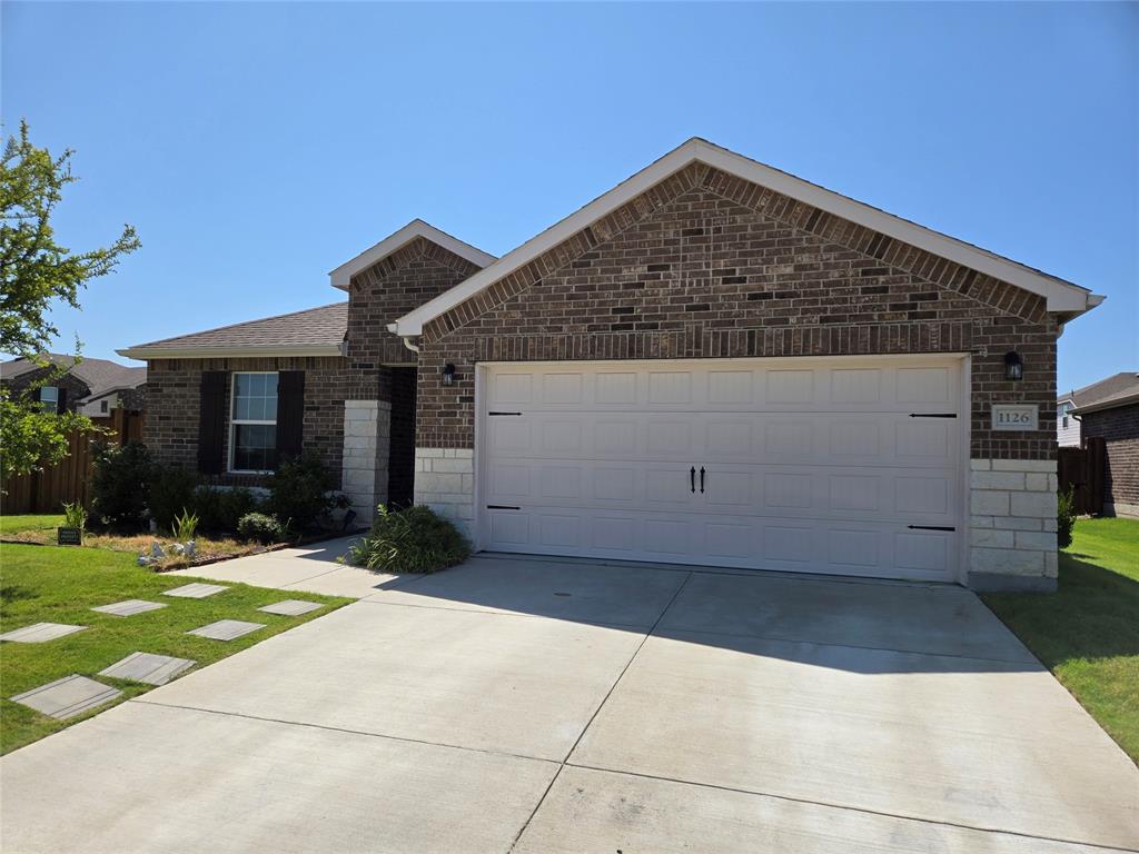1126 Ainsley Lane Property Photo 1