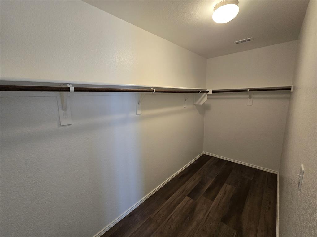1126 Ainsley Lane Property Photo 6