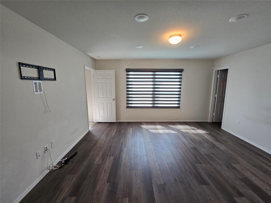 1126 Ainsley Lane Property Photo 7