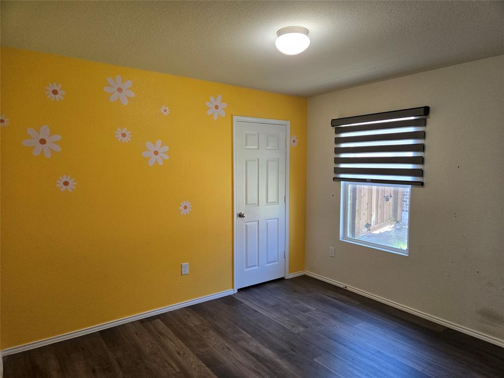 1126 Ainsley Lane Property Photo 13