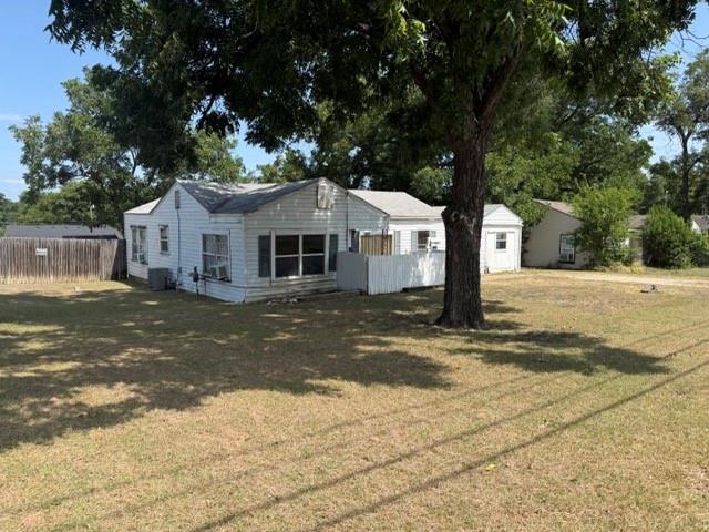 3815 Beverly Drive Property Photo 1