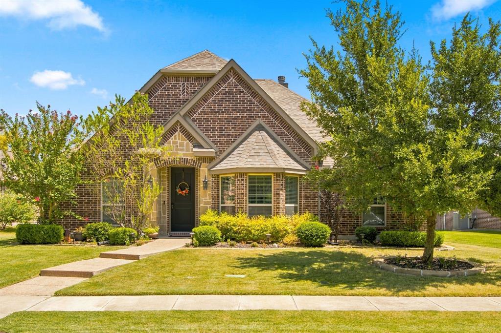 6828 Flicker Lane Property Photo 1