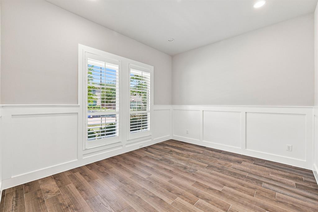2318 Jefferson Avenue Property Photo 3