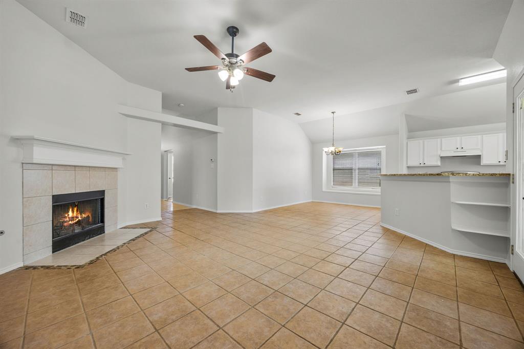 9313 Norfolk Lane Property Photo 7