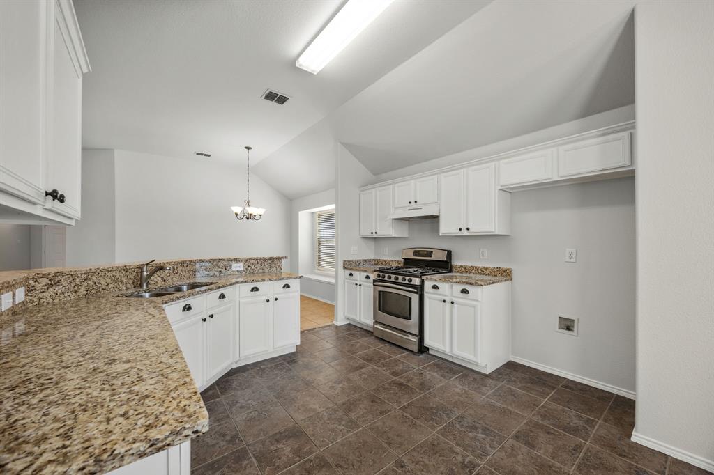 9313 Norfolk Lane Property Photo 10