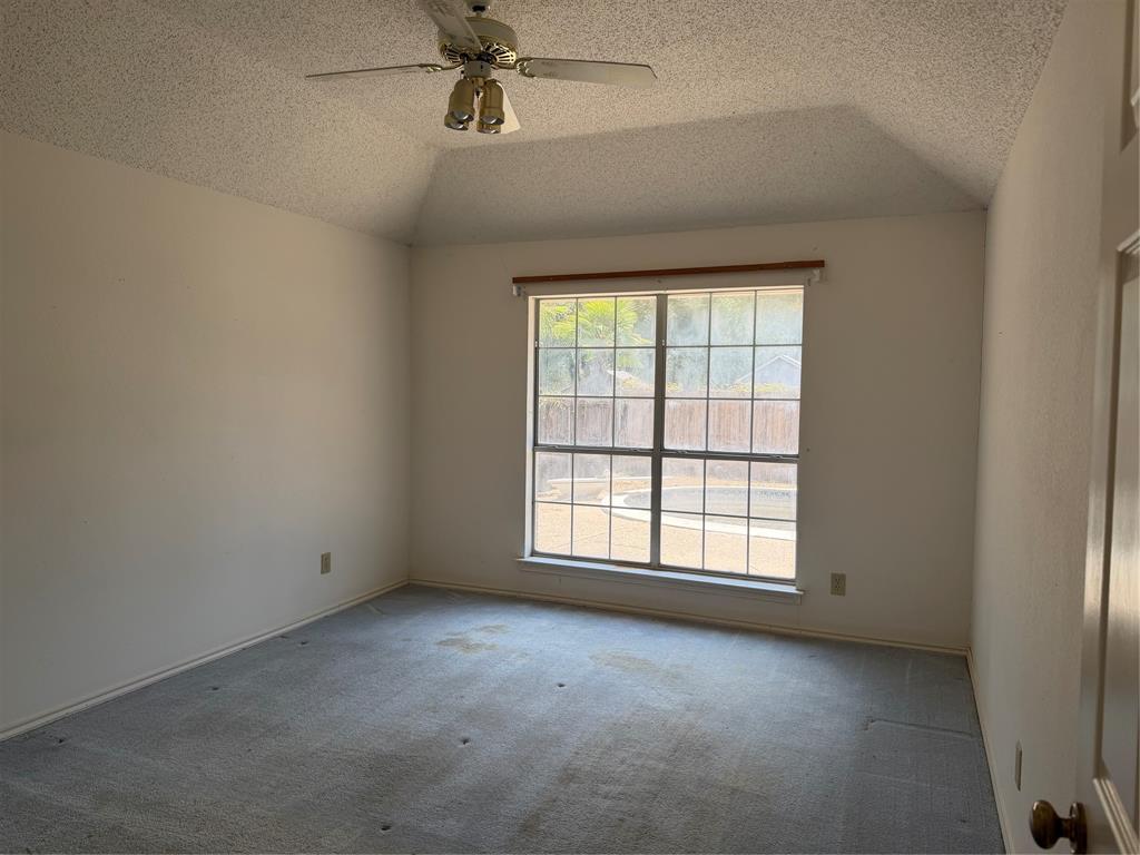 1307 Sequoia Drive Property Photo 8