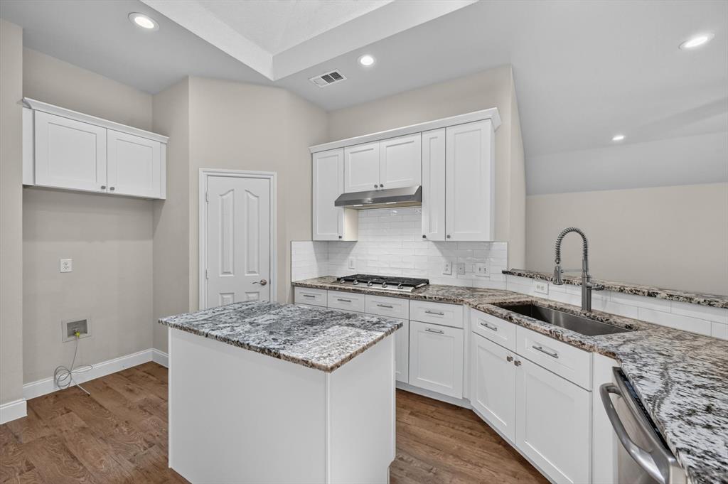 12745 Excelsior Lane Property Photo 12