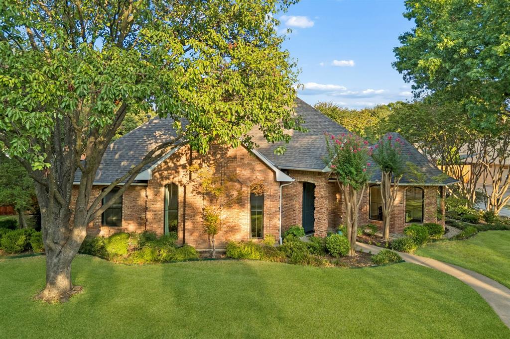 2112 Brandeis Drive Property Photo 3