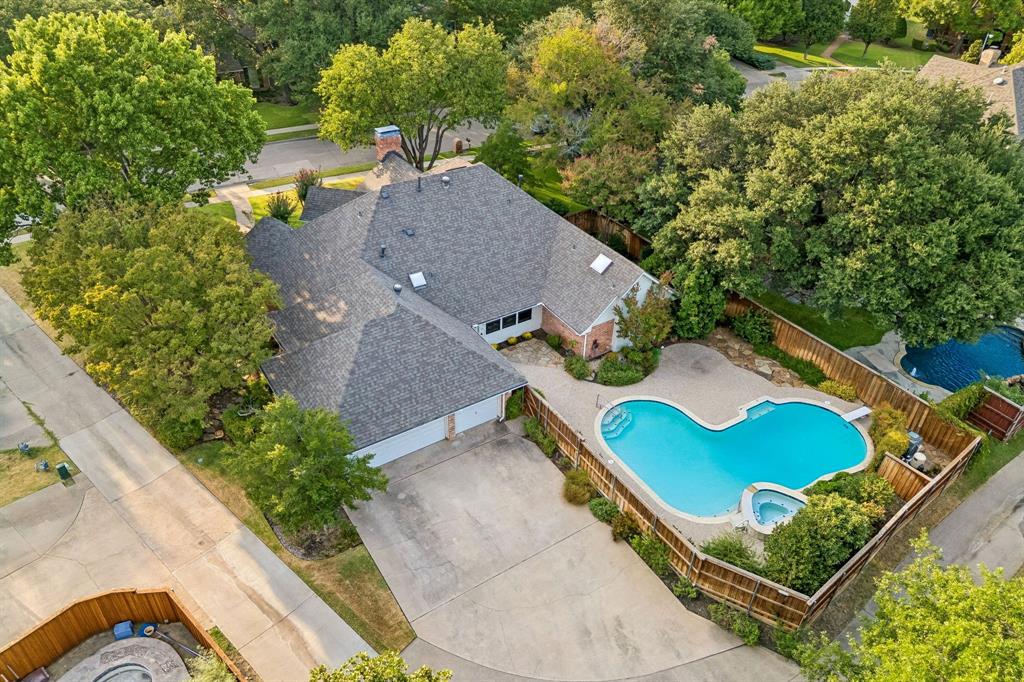 2112 Brandeis Drive Property Photo 4