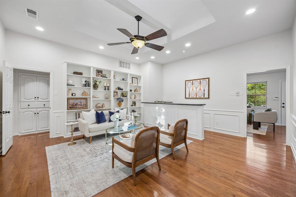 2112 Brandeis Drive Property Photo 10