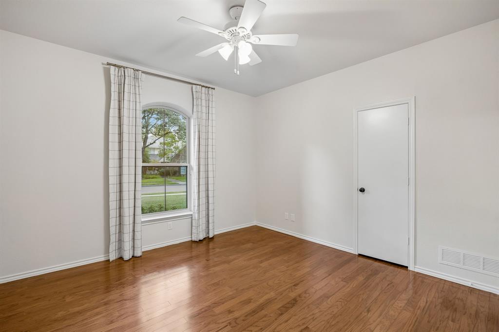 2112 Brandeis Drive Property Photo 28