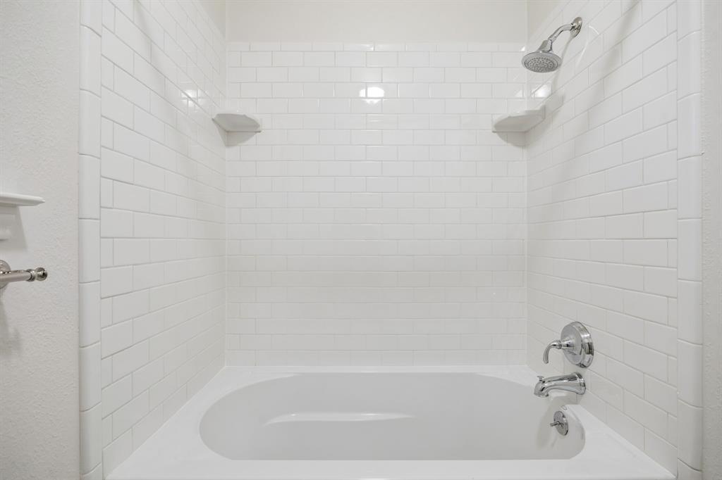 2112 Brandeis Drive Property Photo 30