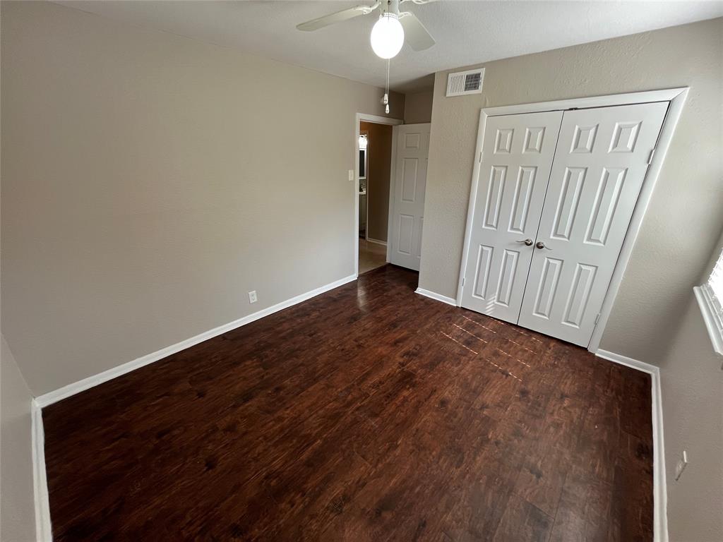 317 E Ridgewood Drive Property Photo 11