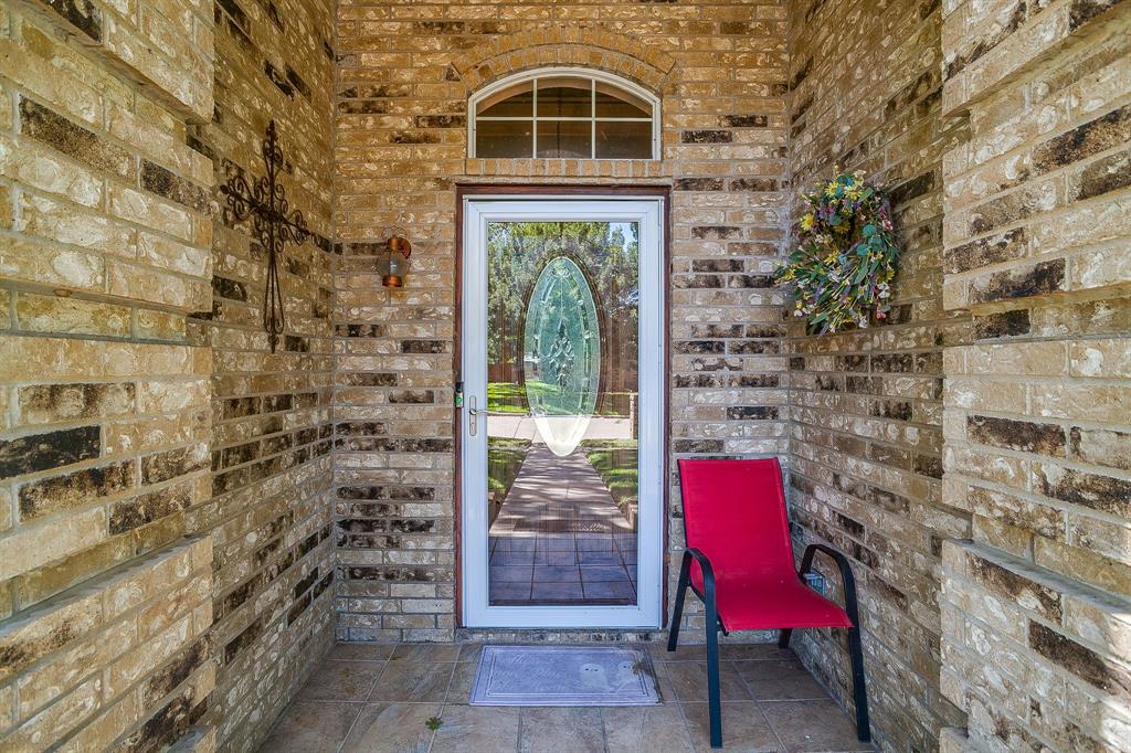412 Inland Circle Property Photo 2