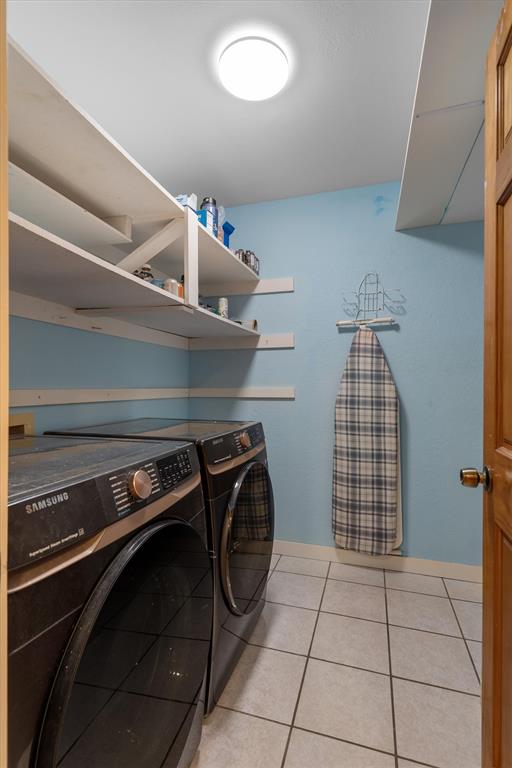 2710 Forestview Drive Property Photo 16