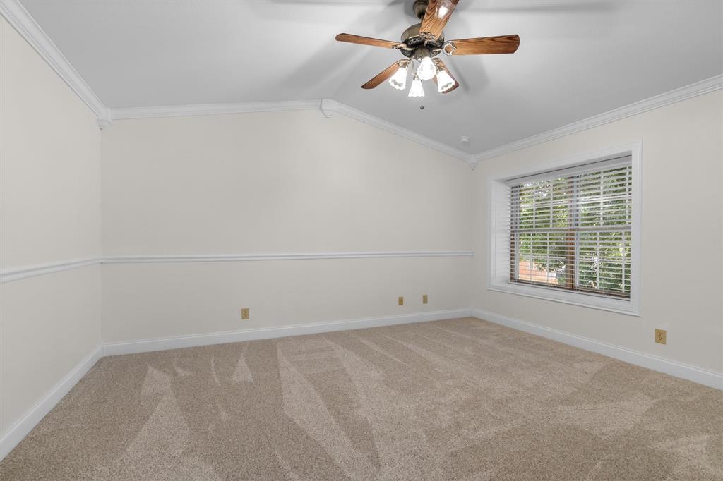 2710 Forestview Drive Property Photo 19