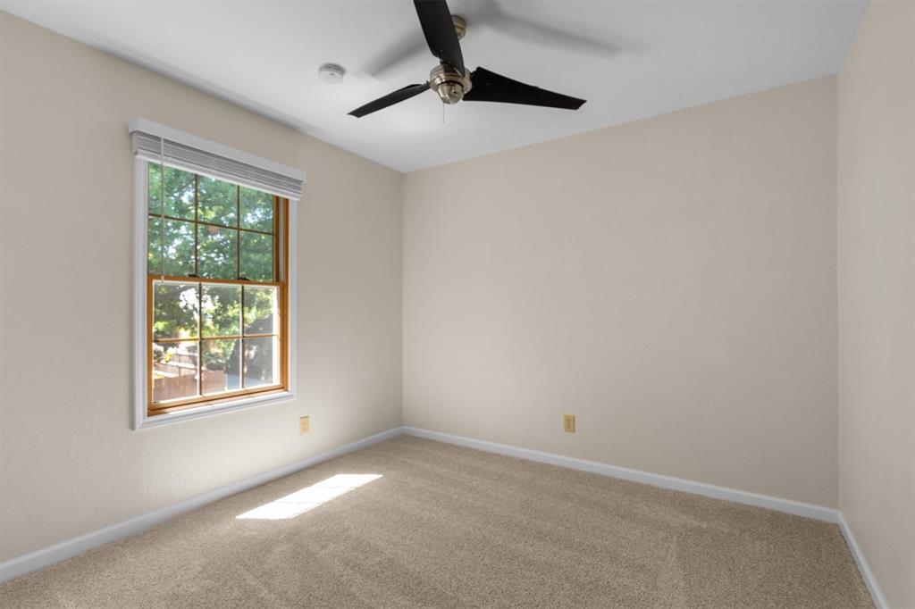 2710 Forestview Drive Property Photo 23