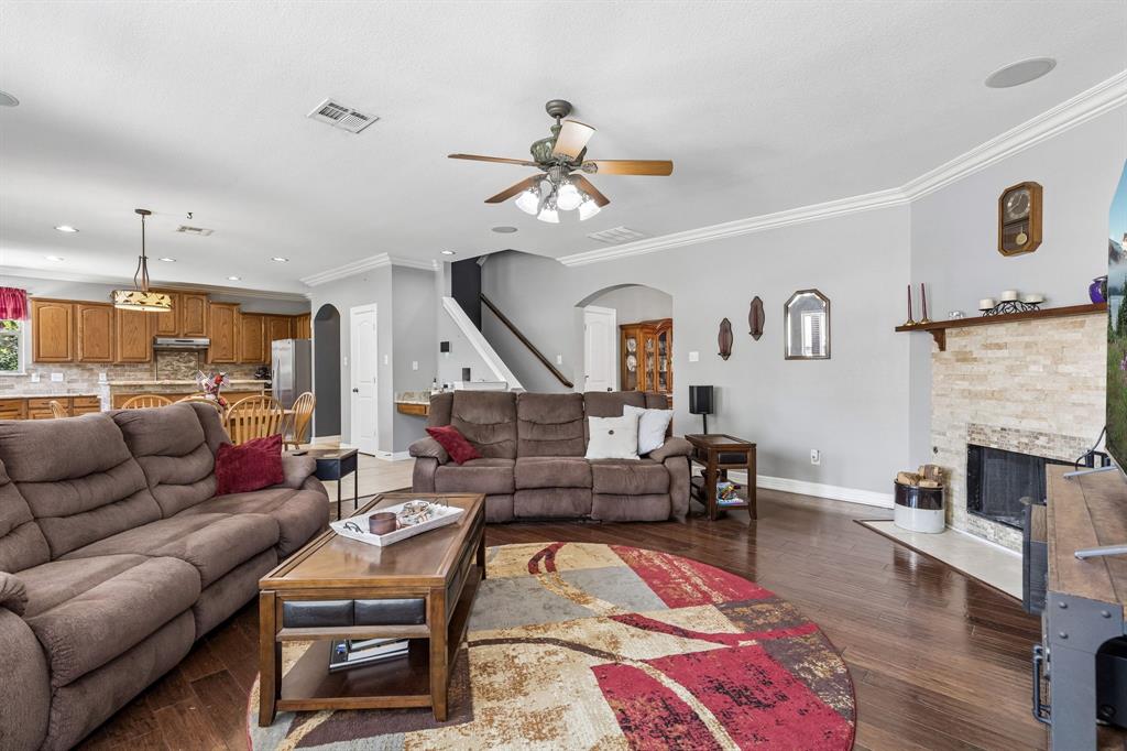 5804 Silver Leaf Drive Property Photo 10