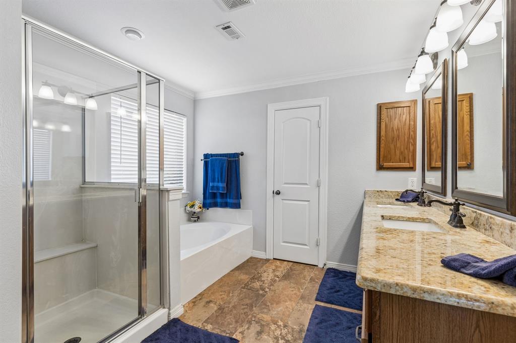 5804 Silver Leaf Drive Property Photo 13