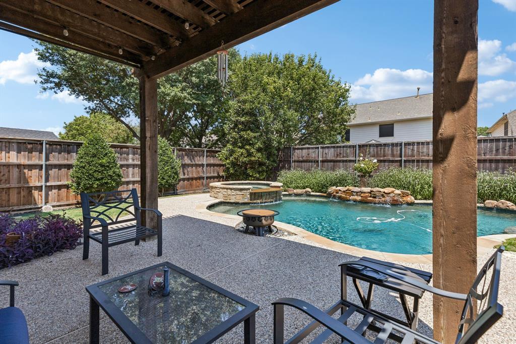 5804 Silver Leaf Drive Property Photo 18