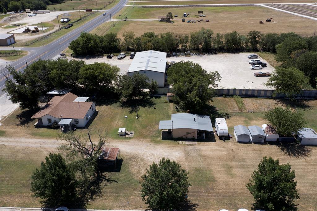 1307 S Austin Property Photo 4