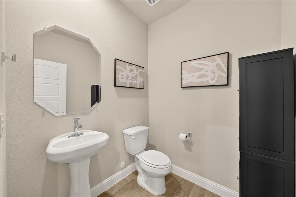 2617 Toucan Drive Property Photo 7