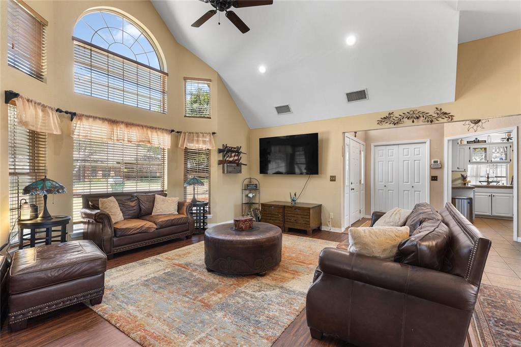 817 Arapaho Drive Property Photo 8