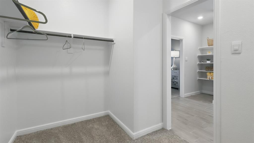 404 Sunday Silence Way Property Photo 22