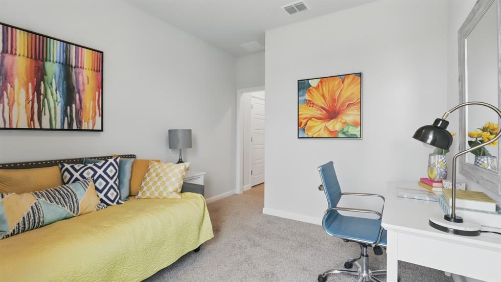 404 Sunday Silence Way Property Photo 35