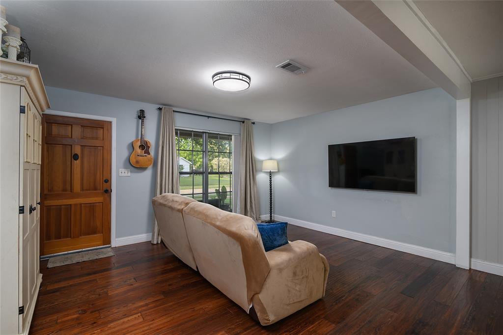 203 Schaub Drive Property Photo 2