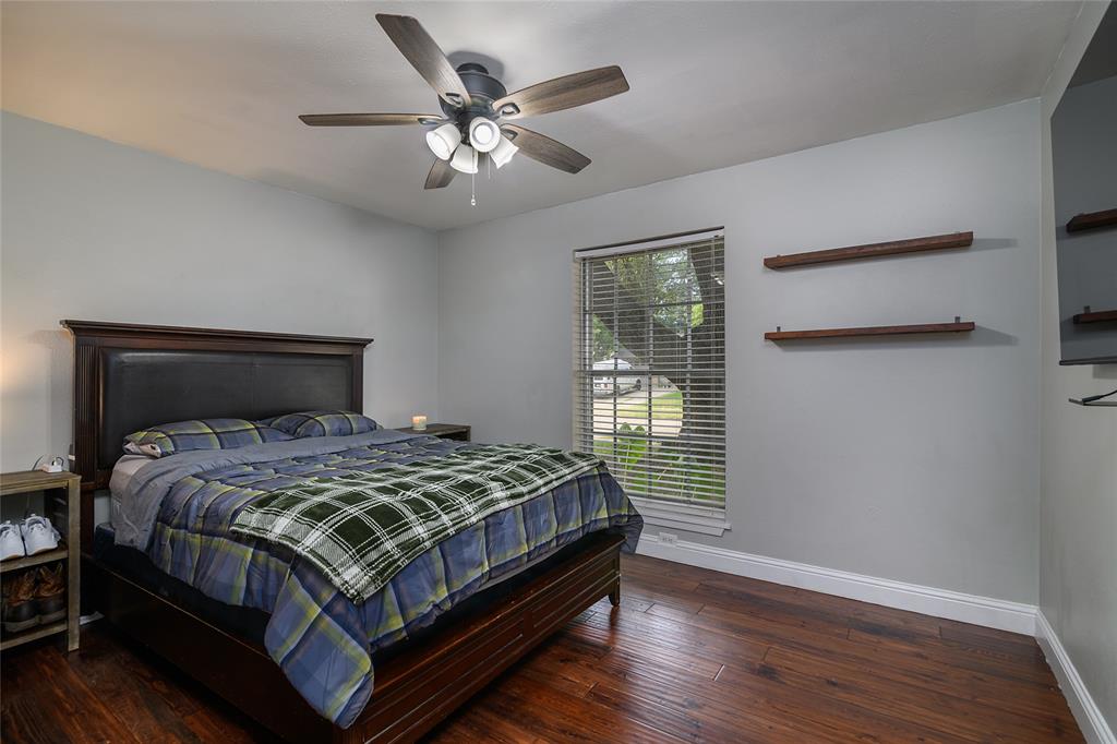 203 Schaub Drive Property Photo 13