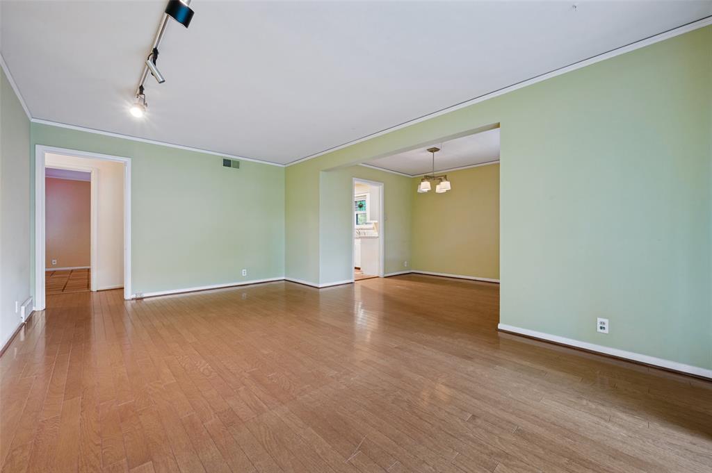 605 S Ravinia Drive Property Photo 6