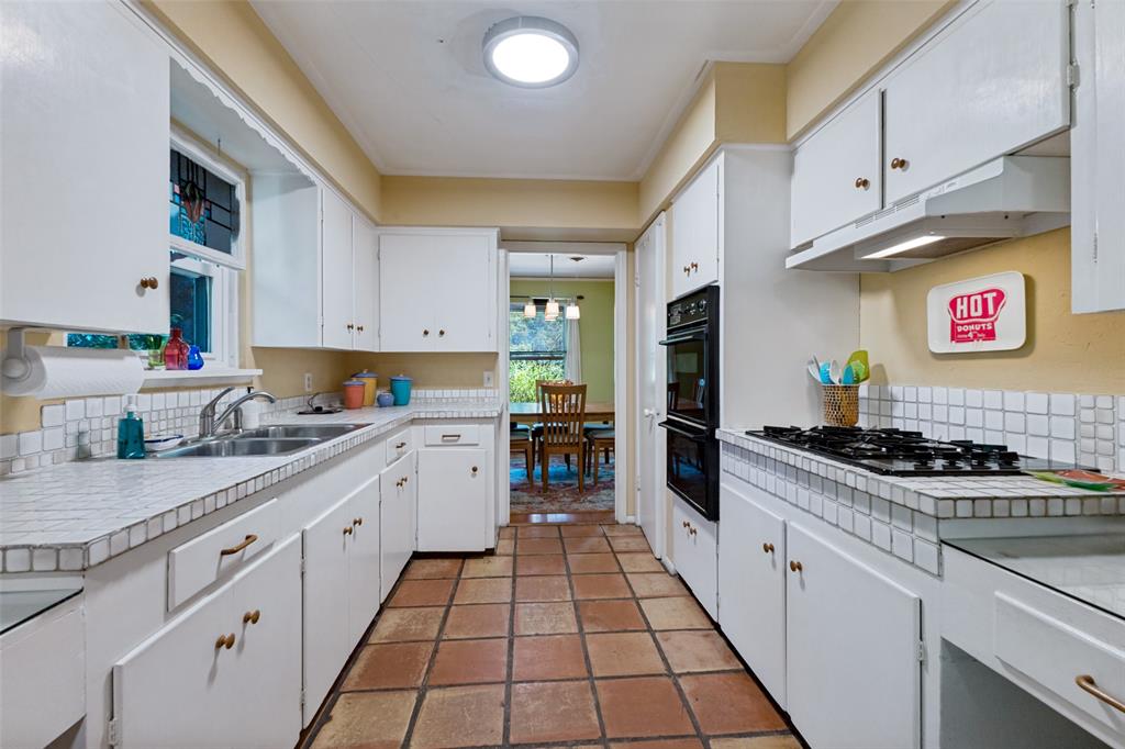 605 S Ravinia Drive Property Photo 9