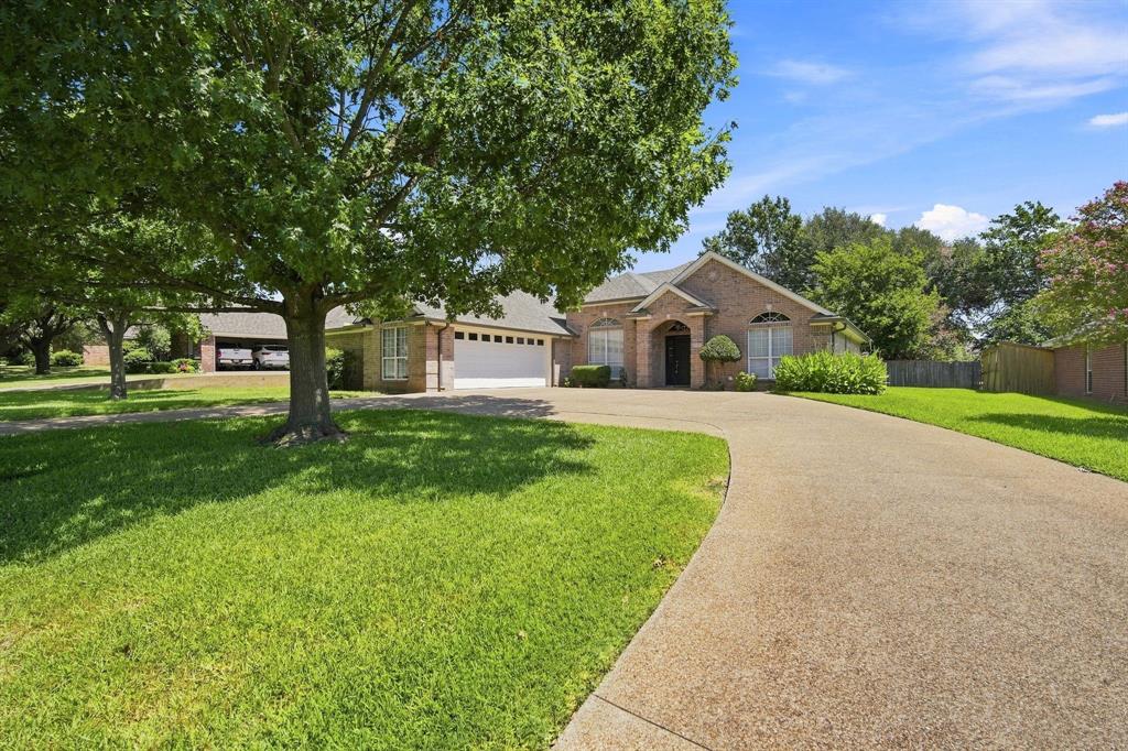 104 Chaparral Drive Property Photo 1