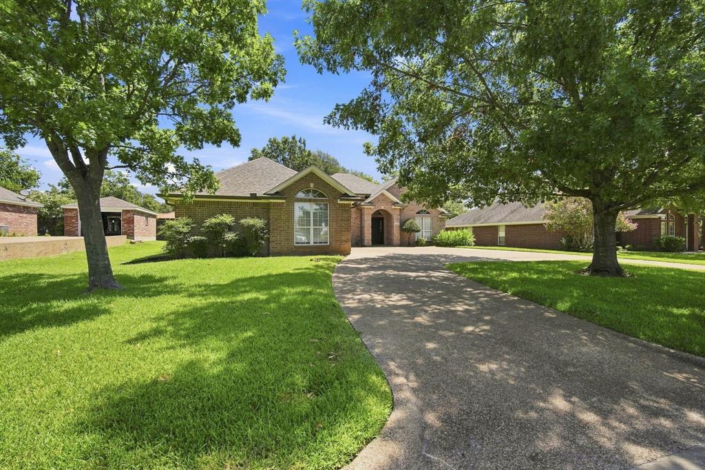 104 Chaparral Drive Property Photo 4