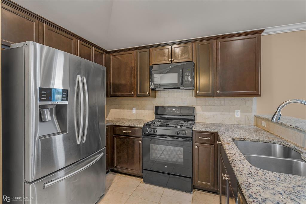 365 Avondale Lane Property Photo 11