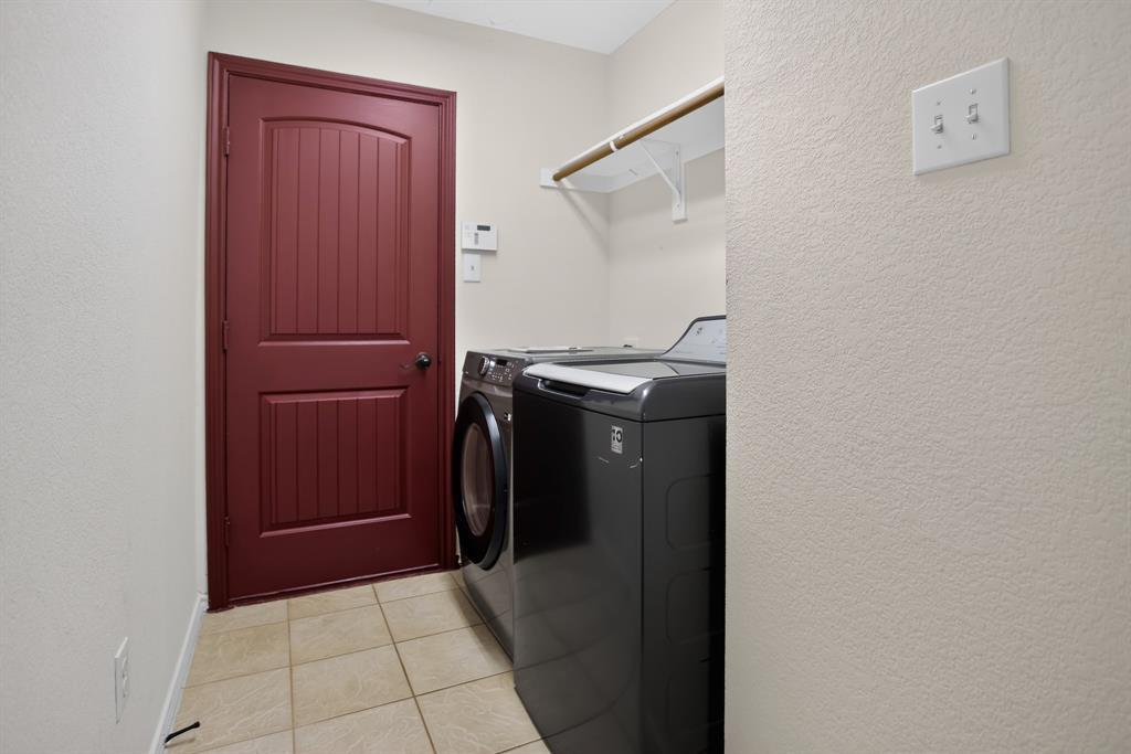 8418 Timberbrook Lane Property Photo 15