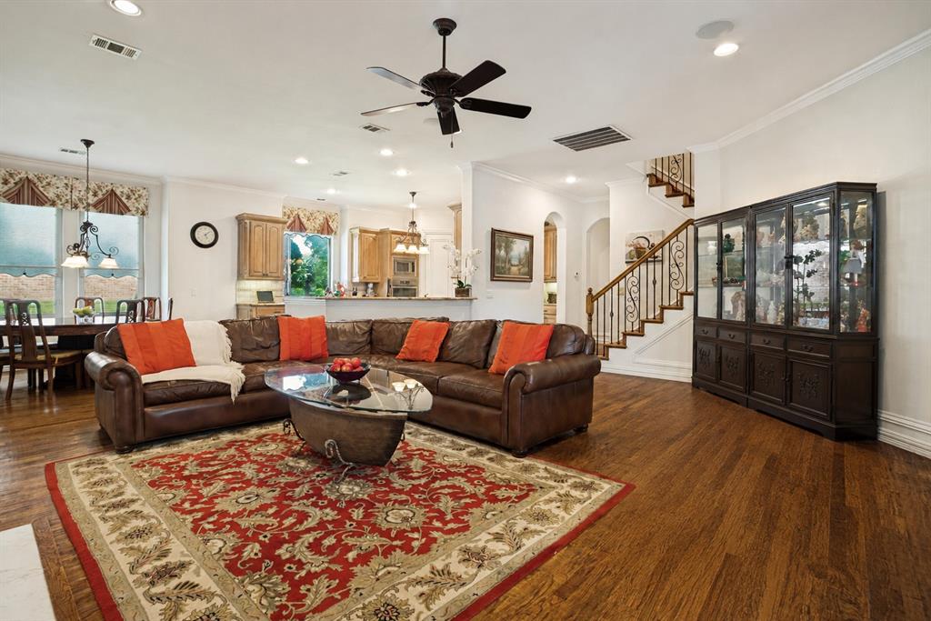 1006 Navarro Drive Property Photo 18