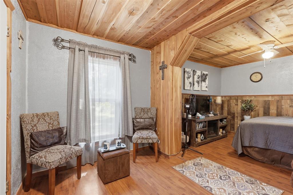 2868 State Highway 37 Property Photo 10