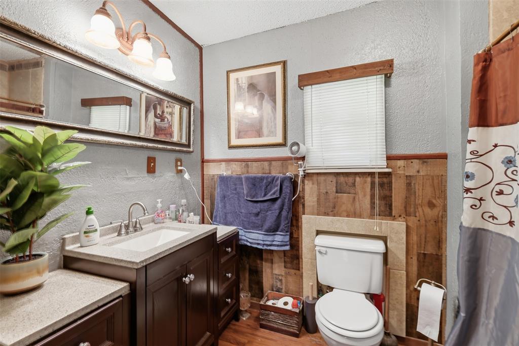 2868 State Highway 37 Property Photo 15