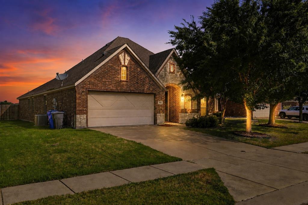 255 Archer Way Property Photo 1