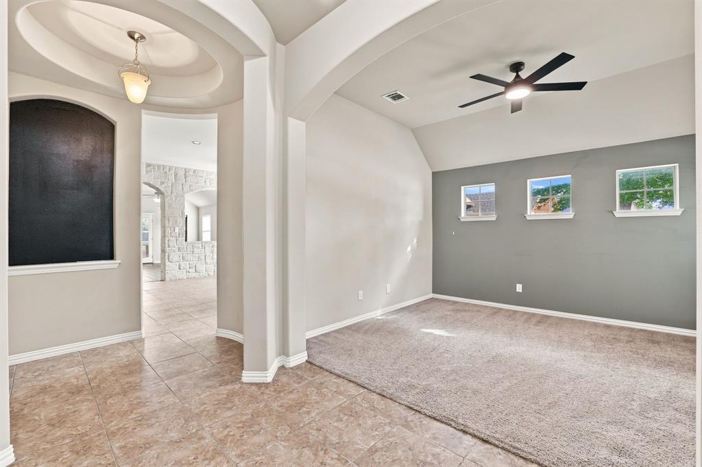 255 Archer Way Property Photo 4