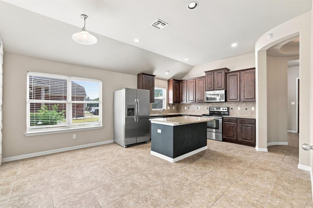 255 Archer Way Property Photo 10
