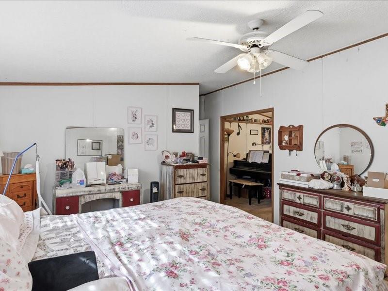 7515 County Road 1014a Property Photo 11