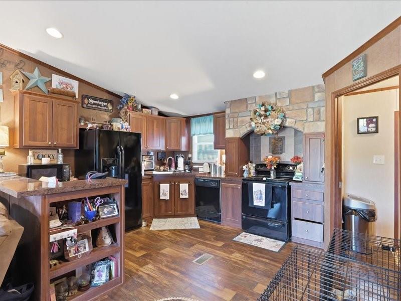 7515 County Road 1014a Property Photo 22