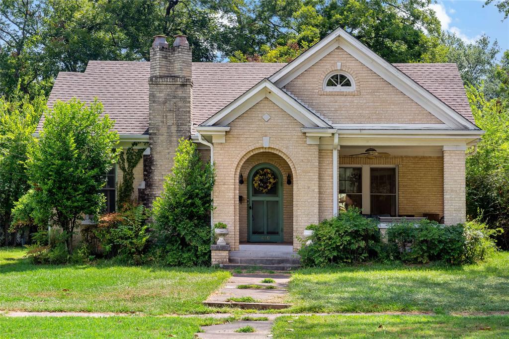 610 Fitzhugh Property Photo 1