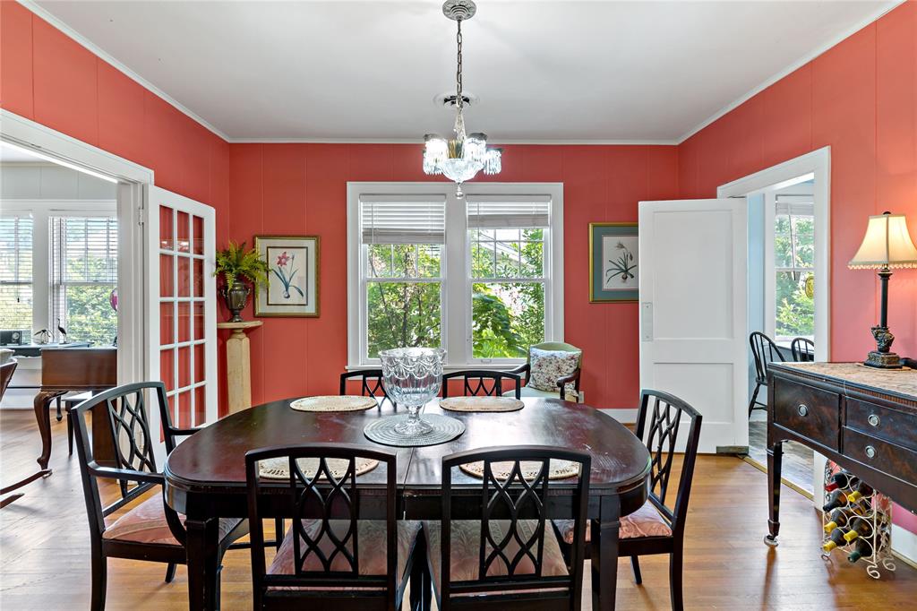 610 Fitzhugh Property Photo 4